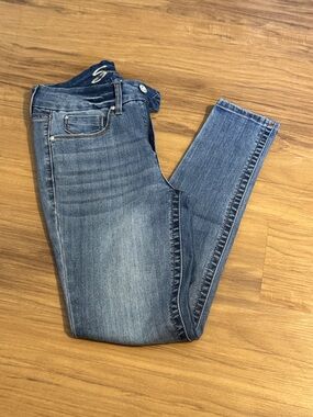 Seven7 Women’s Skinny Jeans